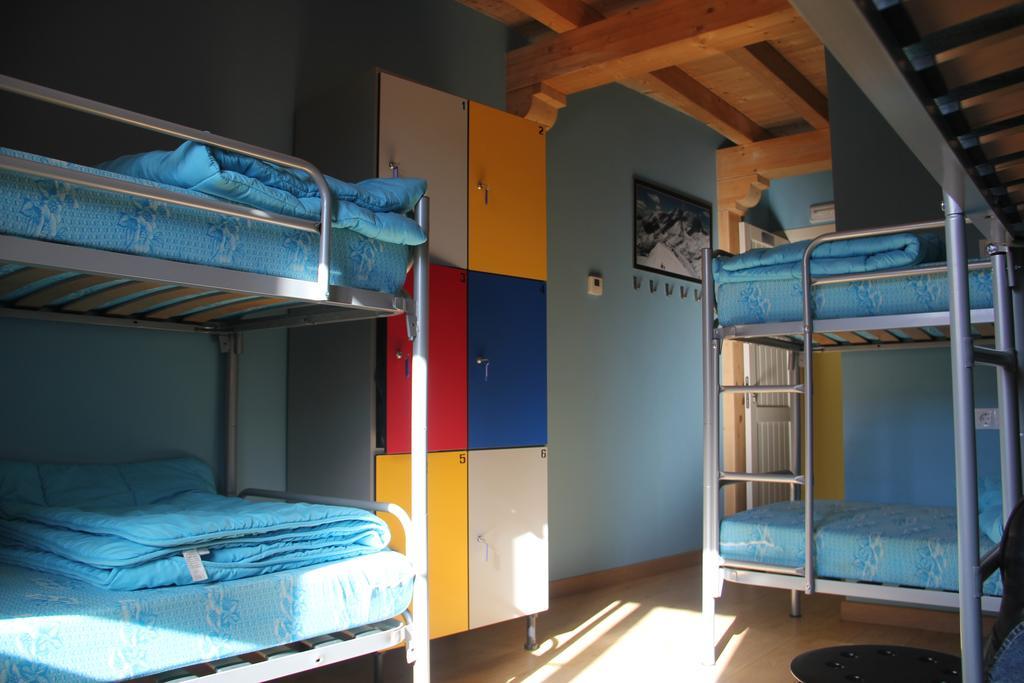 Hostel Curavacas Triollo Kamer foto